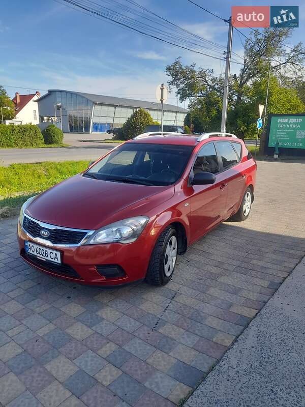 Kia Ceed 2010