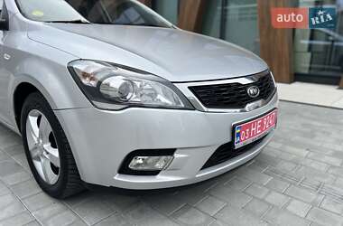 Универсал Kia Ceed 2010 в 