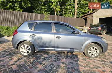 Хетчбек Kia Ceed 2007 в 