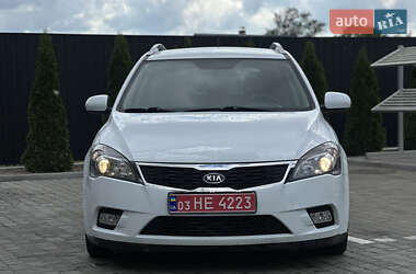 Універсал Kia Ceed 2010 в Звягелі