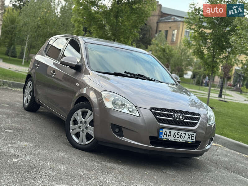 Универсал Kia Ceed 2007 в Киеве