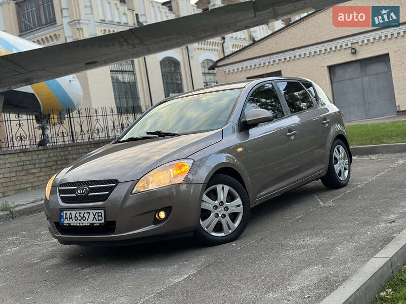 Универсал Kia Ceed 2007 в Киеве
