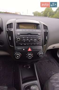 Универсал Kia Ceed 2009 в 