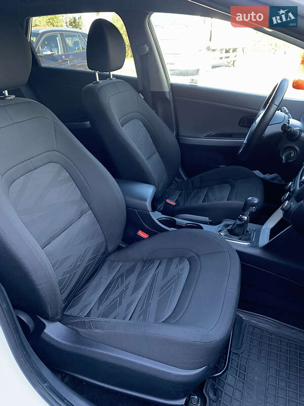 Универсал Kia Ceed 2013 в Калуше