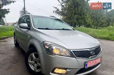 Універсал Kia Ceed 2010 в Рівному