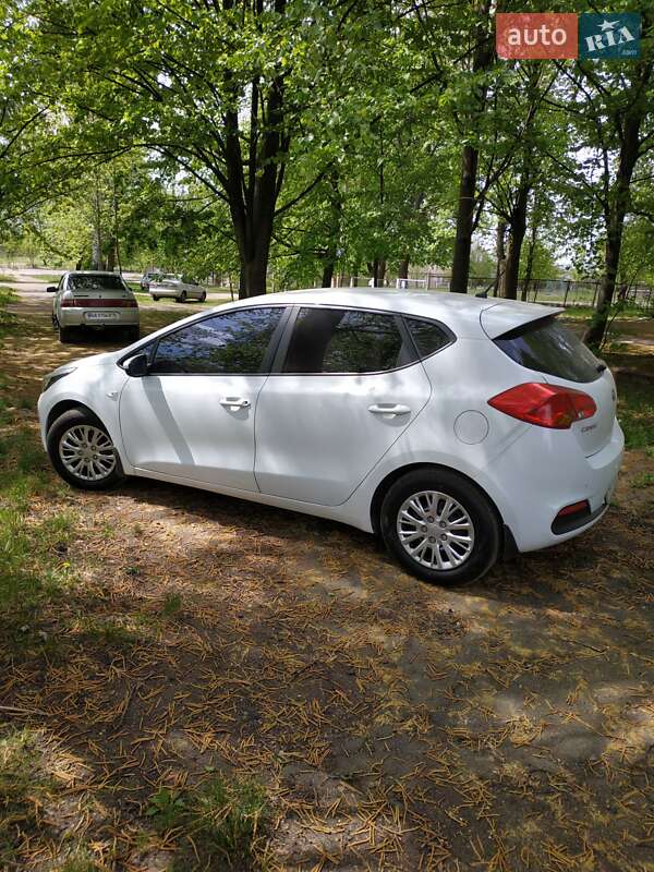 Хэтчбек Kia Ceed 2013 в Новоукраинке