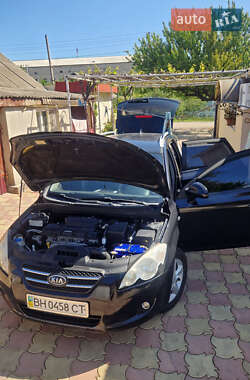 Универсал Kia Ceed 2007 в 