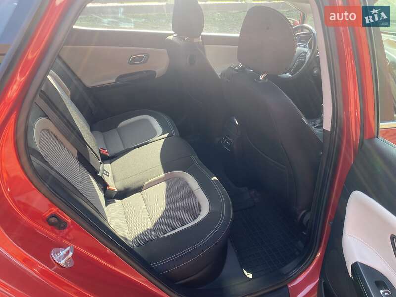 Хэтчбек Kia Ceed 2017 в Стрые