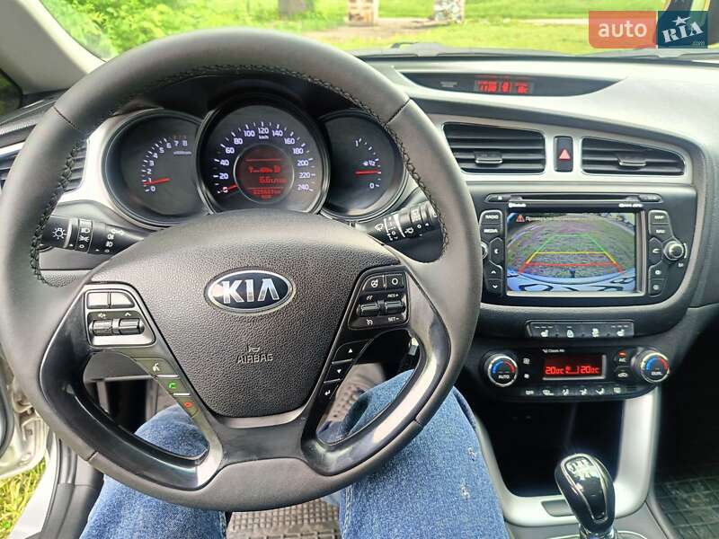 Универсал Kia Ceed 2013 в Ровно