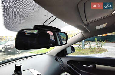 Хэтчбек Kia Ceed 2009 в 