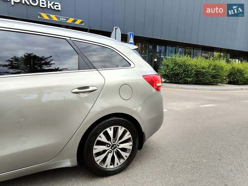Универсал Kia Ceed 2016 в Киеве