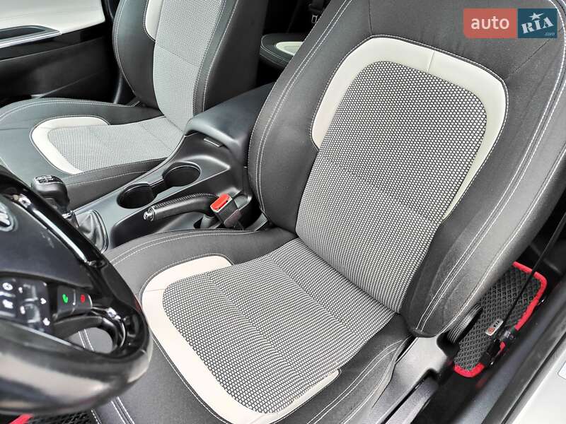 Универсал Kia Ceed 2016 в Киеве