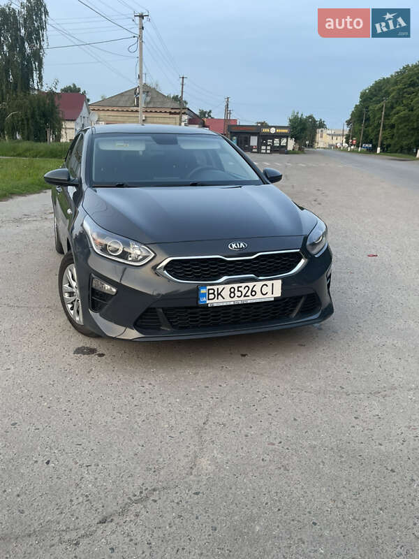 Хэтчбек Kia Ceed 2019 в Яготине фото 15 Хэтчбек Kia Ceed 2019 в Яготине
