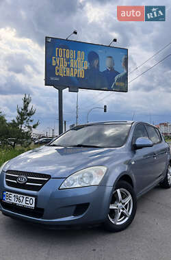 Хетчбек Kia Ceed 2008 в Києві