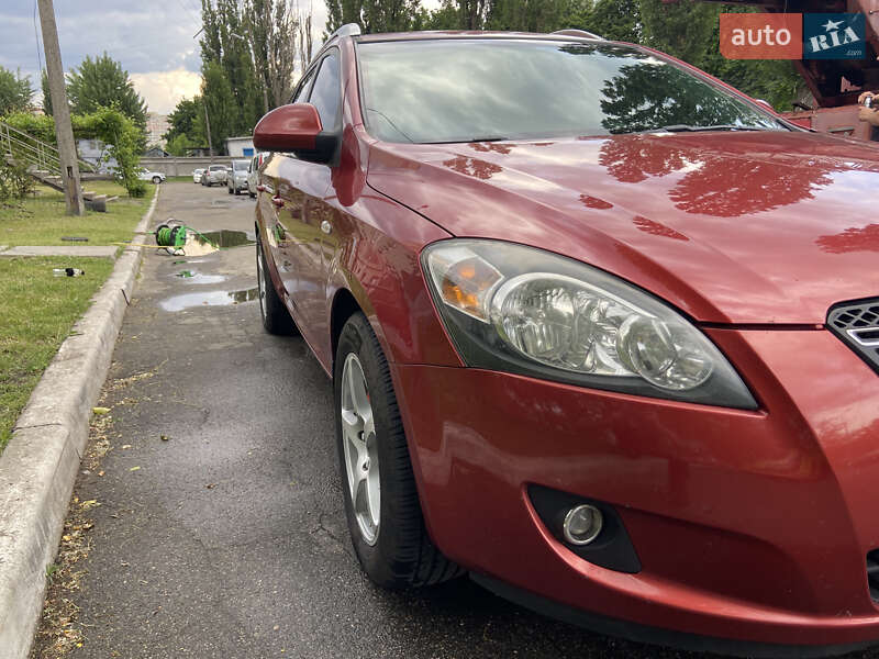 Универсал Kia Ceed 2008 в Киеве