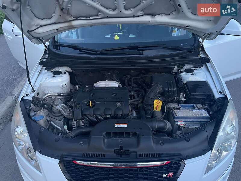 Хетчбек Kia Ceed 2007 в Дніпрі