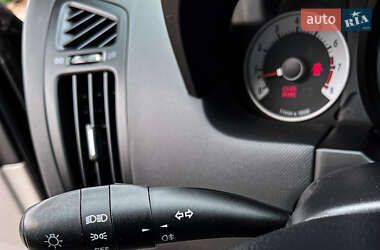 Хэтчбек Kia Ceed 2007 в 