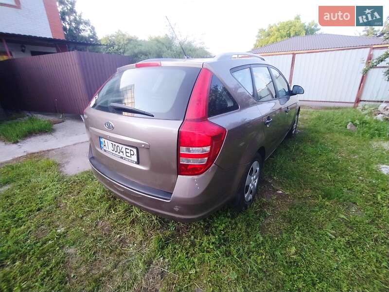 Универсал Kia Ceed 2009 в Киеве