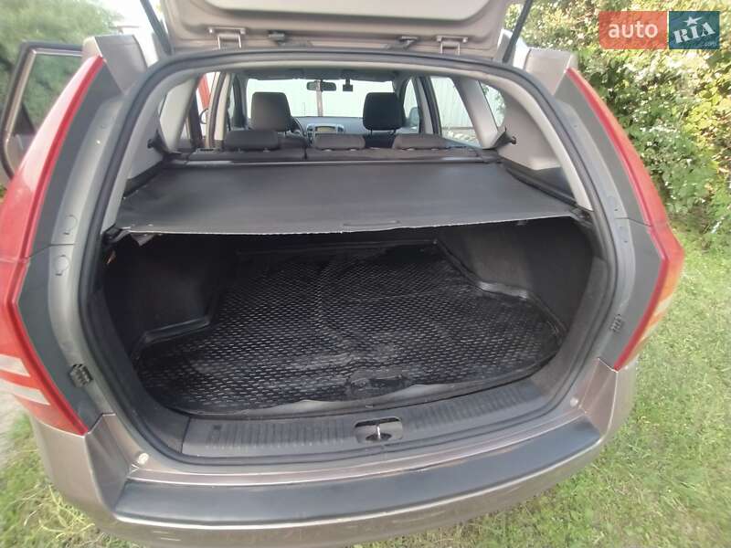 Универсал Kia Ceed 2009 в Киеве