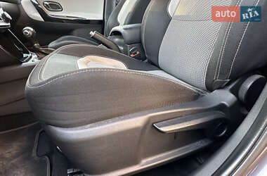 Хэтчбек Kia Ceed 2013 в 