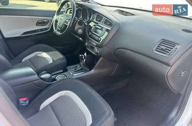 Хэтчбек Kia Ceed 2013 в 