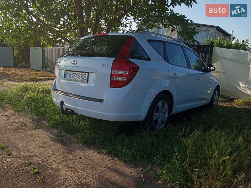 Універсал Kia Ceed 2008 в Черкасах