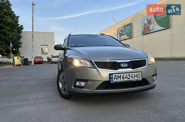 Універсал Kia Ceed 2011 в Житомирі