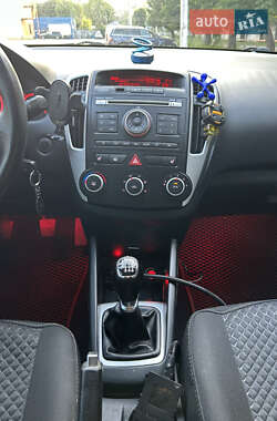 Универсал Kia Ceed 2011 в 