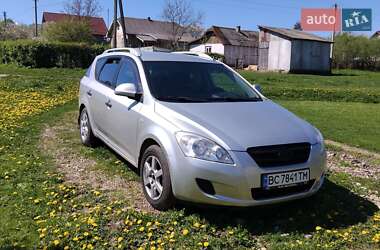 Универсал Kia Ceed 2008 в Отынии