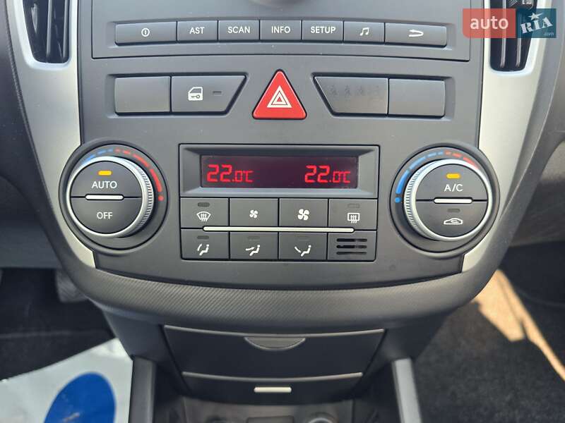 Универсал Kia Ceed 2012 в Ковеле