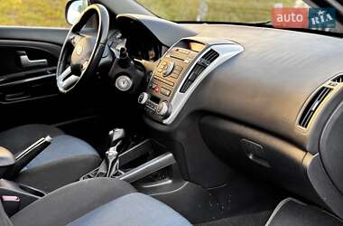 Универсал Kia Ceed 2011 в 
