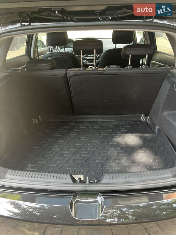 Хэтчбек Kia Ceed 2017 в Львове