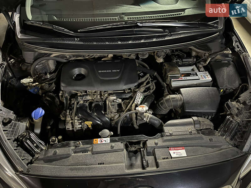 Хэтчбек Kia Ceed 2017 в Львове