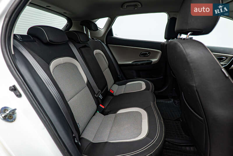 Хетчбек Kia Ceed 2016 в Києві