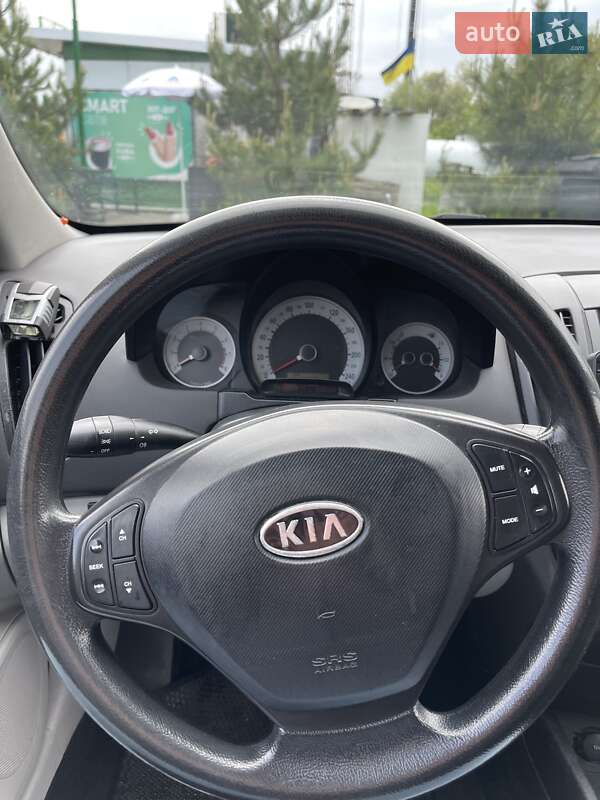 Хетчбек Kia Ceed 2007 в Хмельницькому