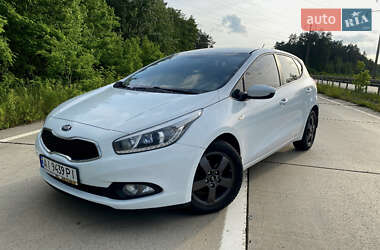 Хетчбек Kia Ceed 2013 в Житомирі