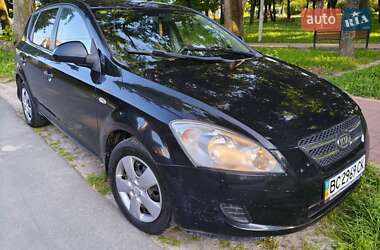Хетчбек Kia Ceed 2008 в Калинівці
