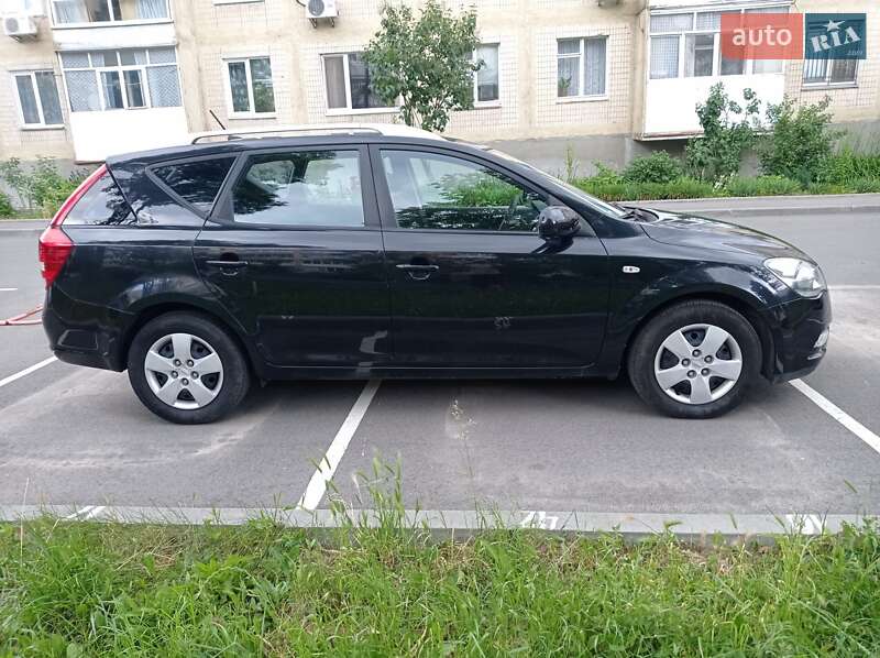 Універсал Kia Ceed 2009 в Вінниці фото 7 Універсал Kia Ceed 2009 в Вінниці