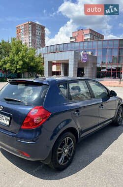 Хэтчбек Kia Ceed 2007 в Харькове