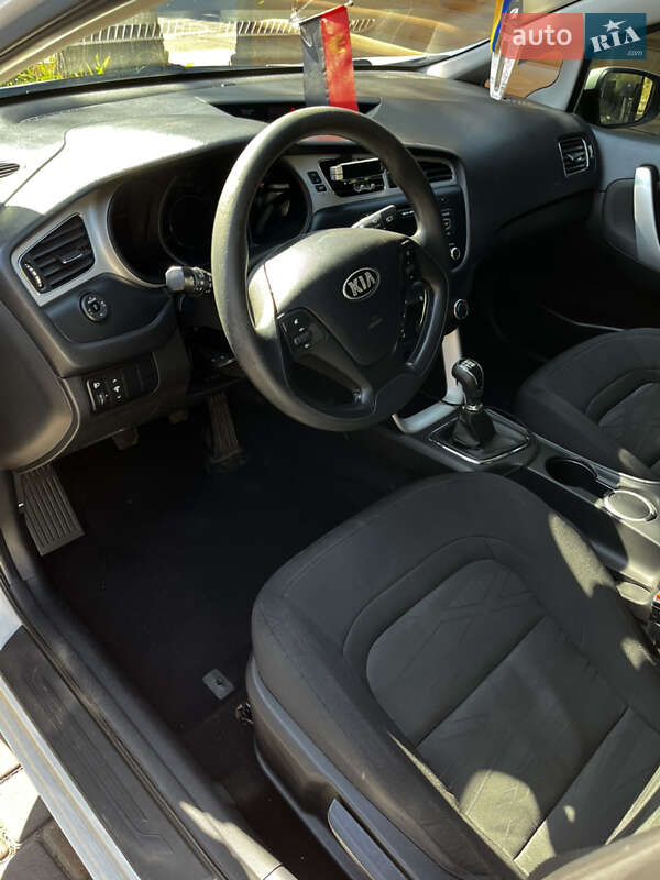 Універсал Kia Ceed 2013 в Одесі