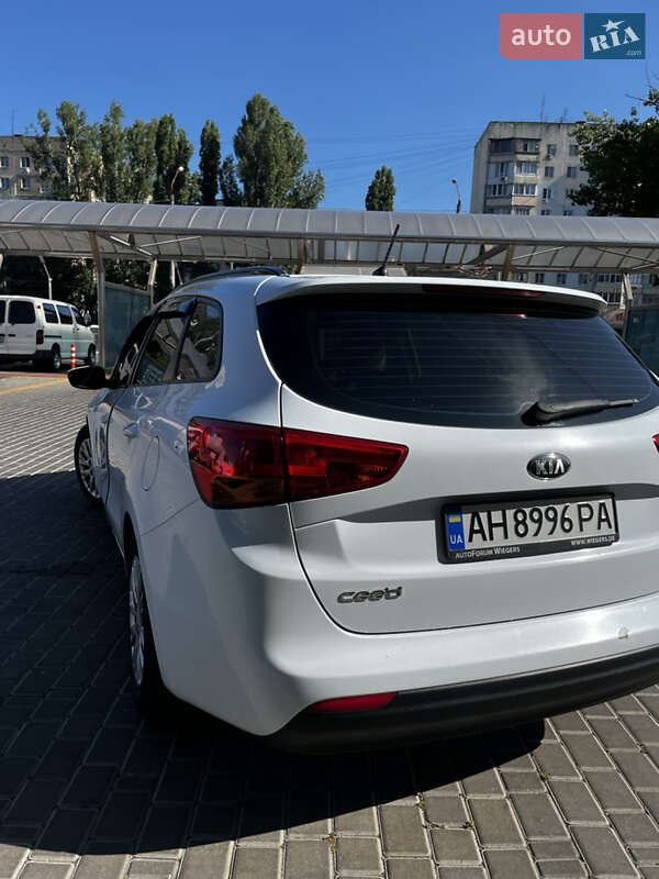 Універсал Kia Ceed 2013 в Одесі