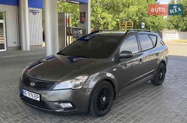 Универсал Kia Ceed 2009 в Николаеве