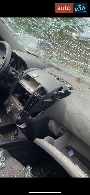 Хэтчбек Kia Ceed 2008 в Каменском
