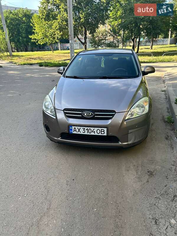 Kia Ceed 2008