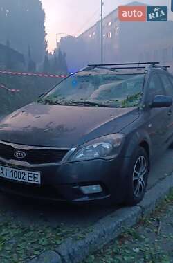 Универсал Kia Ceed 2011 в Киеве