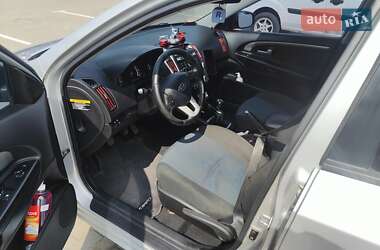 Універсал Kia Ceed 2010 в Стебнику