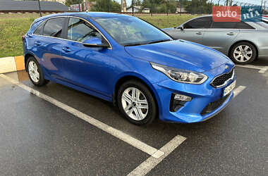 Хэтчбек Kia Ceed 2019 в 