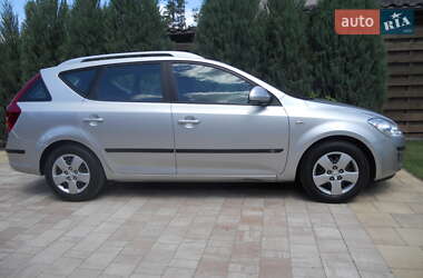 Универсал Kia Ceed 2009 в Буче