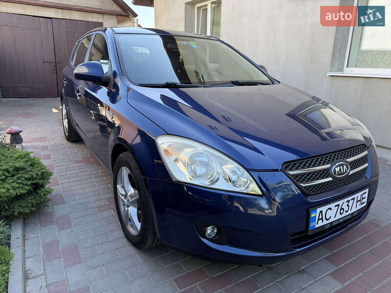 Хетчбек Kia Ceed 2008 в Луцьку