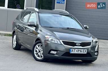 Универсал Kia Ceed 2010 в Калуше